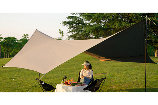 How is the sunshade and sun protection effect of butterfly-shaped full-cover black glue canopy?